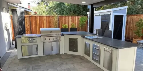 Outdoor Living, Patio, Fire Pits, Hardscape, Outdoor kitchen, Outdoor Fireplaces, Aluminum Pergolas, Free Estimate